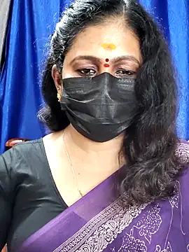 Snapshot of Sweetie_swetha37 chatting on October 28, 2025, 5:45 pm Sweetie swetha37 online show from October 28, 2025, 5:45 pm