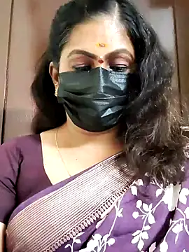 Snapshot of Sweetie_swetha37 chatting on September 9, 2025, 7:07 am Sweetie swetha37 online show from September 9, 2025, 7:07 am