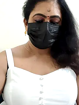 Sweetie swetha37 online show from January 8, 2026, 8:59 pm