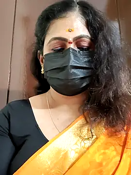 Snapshot of Sweetie_swetha37 chatting on September 13, 2025, 8:36 am Sweetie swetha37 online show from September 13, 2025, 8:36 am