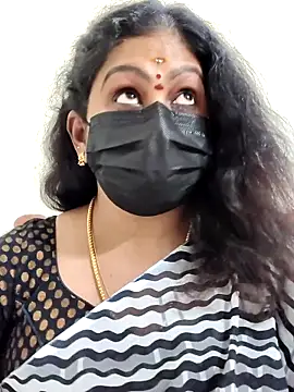 Snapshot of Sweetie_swetha37 chatting on November 15, 2025, 10:58 pm Sweetie swetha37 online show from November 15, 2025, 10:58 pm