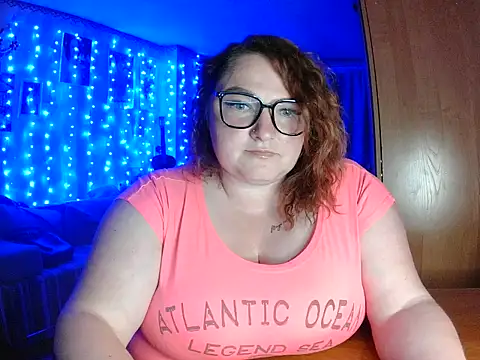 Snapshot of AngelQSky chatting on June 9, 2026, 9:16 pm AngelQSky online show from June 9, 2026, 9:16 pm