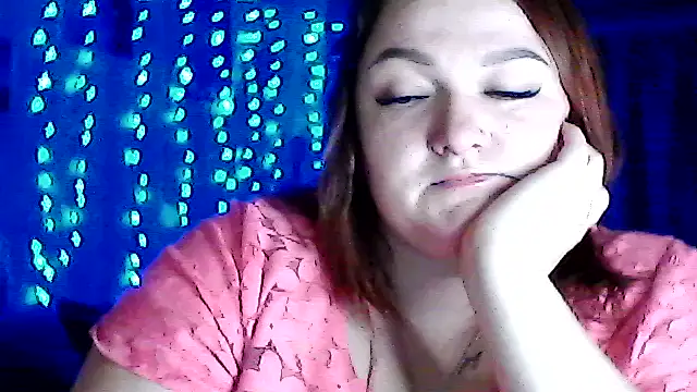 Snapshot of AngelQSky chatting on January 15, 2026, 7:06 pm AngelQSky online show from January 15, 2026, 7:06 pm