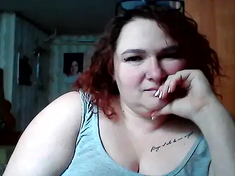 Snapshot of AngelQSky chatting on February 19, 2026, 11:18 am AngelQSky online show from February 19, 2026, 11:18 am