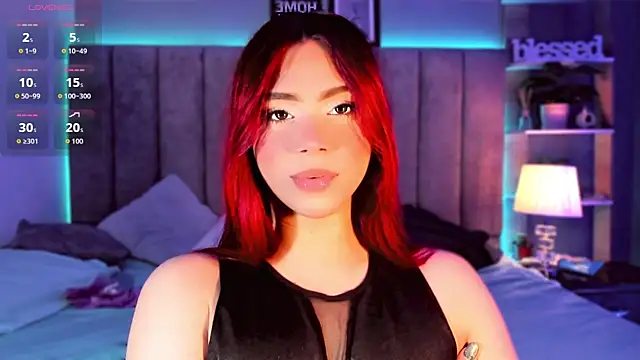 Snapshot of Arianna_Ponce chatting on October 5, 2025, 4:36 am Arianna Ponce online show from October 5, 2025, 4:36 am