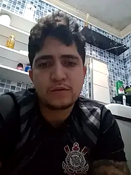 Picademel2525 online show from May 13, 2026, 5:42 pm