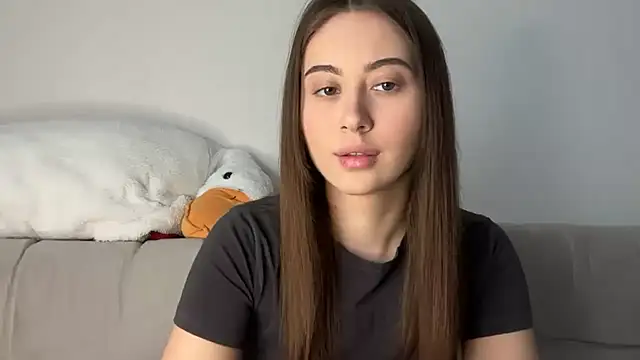 StellarAlice online show from April 25, 2026, 9:45 am