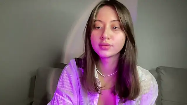 StellarAlice online show from October 28, 2025, 5:34 pm