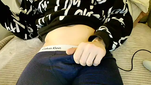 Breezydicksn online show from December 1, 2025, 10:10 pm