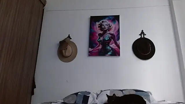 Crystal Star  online show from March 1, 2026, 7:14 pm