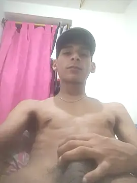 Snapshot of alex_colombiano chatting on October 4, 2025, 4:47 am alex colombiano online show from October 4, 2025, 4:47 am