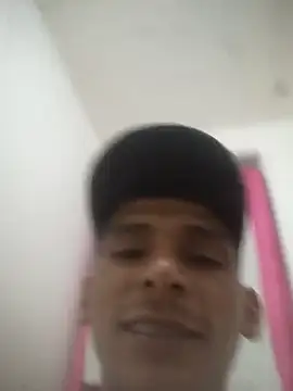 Snapshot of alex_colombiano chatting on October 3, 2025, 6:04 am alex colombiano online show from October 3, 2025, 6:04 am