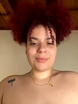 Enyagleam  online show from October 16, 2025, 3:04 am