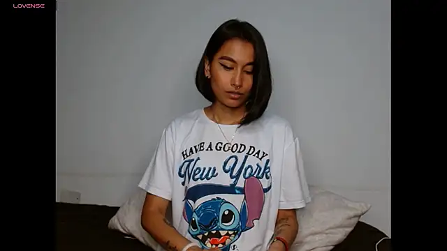 Gia Lee online show from February 20, 2026, 6:26 am