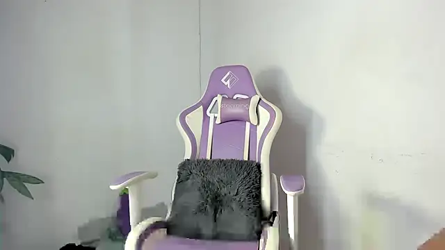 Valery mz online show from October 30, 2025, 11:23 pm