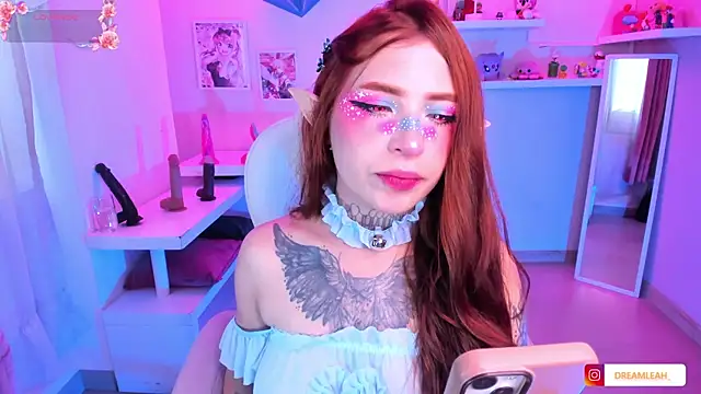 Snapshot of dreamleah_ chatting on June 25, 2026, 10:15 pm dreamleah online show from June 25, 2026, 10:15 pm