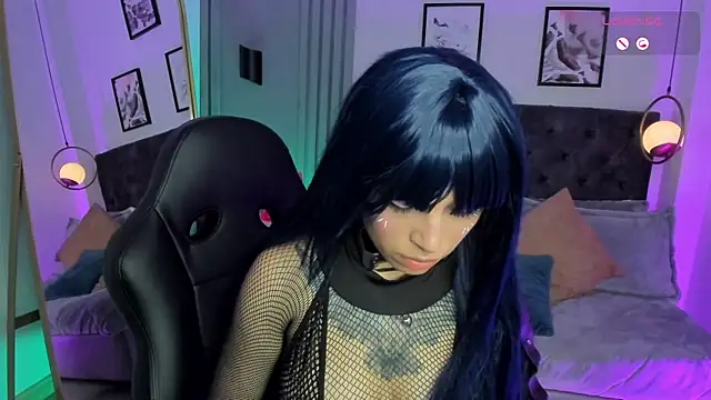 dreamleah  online show from October 19, 2025, 4:48 am