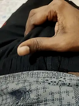 Snapshot of slim-uncut chatting on December 2, 2025, 5:47 pm slim-uncut online show from December 2, 2025, 5:47 pm