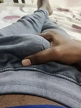 Snapshot of slim-uncut chatting on October 23, 2025, 5:00 pm slim-uncut online show from October 23, 2025, 5:00 pm