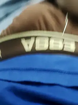 Snapshot of slim-uncut chatting on October 22, 2025, 5:12 pm slim-uncut online show from October 22, 2025, 5:12 pm