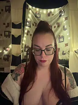 Snapshot of Miss_Lucifer6 chatting on May 21, 2026, 9:12 pm Miss Lucifer6 online show from May 21, 2026, 9:12 pm
