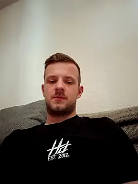 6incheswannacum online show from May 1, 2026, 10:59 pm