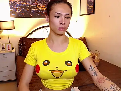 Snapshot of WILDROXIE chatting on September 9, 2025, 10:30 pm WILDROXIE online show from September 9, 2025, 10:30 pm