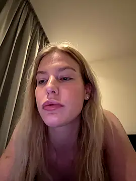 Chloemillerrxx online show from October 1, 2025, 11:08 pm
