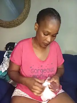 Snapshot of PRETTYJANE36 chatting on March 3, 2026, 8:27 pm PRETTYJANE36 online show from March 3, 2026, 8:27 pm