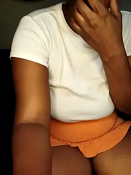 Snapshot of PRETTYJANE36 chatting on April 21, 2026, 2:51 am PRETTYJANE36 online show from April 21, 2026, 2:51 am