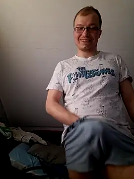 Snapshot of Liznat01 chatting on March 16, 2026, 3:26 pm Liznat01 online show from March 16, 2026, 3:26 pm