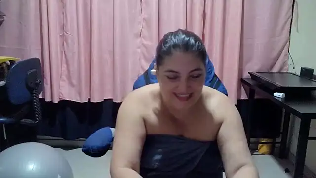 Snapshot of lina_maria99 chatting on February 27, 2026, 1:50 am lina maria99 online show from February 27, 2026, 1:50 am