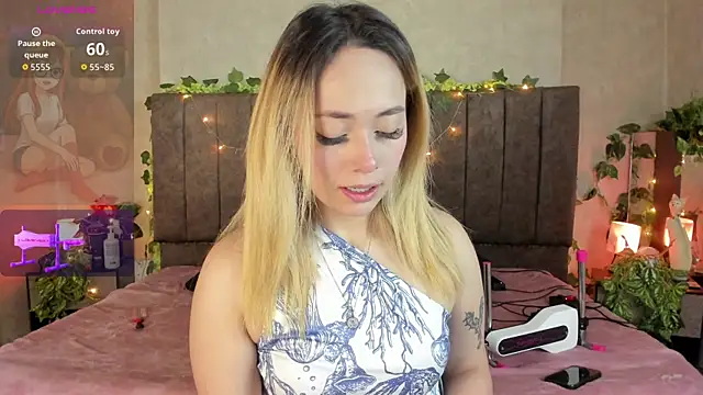 Snapshot of LanaMills_ chatting on April 3, 2026, 3:02 am LanaMills online show from April 3, 2026, 3:02 am