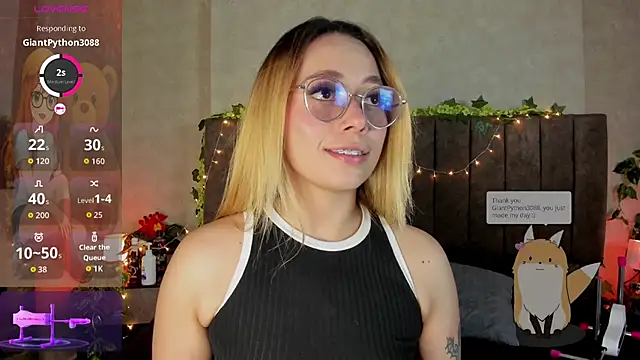 Snapshot of LanaMills_ chatting on March 27, 2026, 3:59 am LanaMills online show from March 27, 2026, 3:59 am