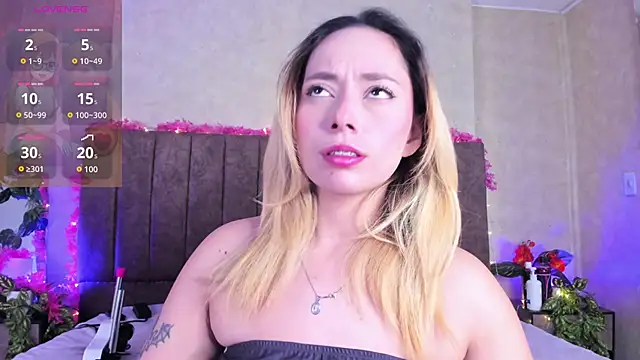 Snapshot of LanaMills_ chatting on June 30, 2026, 4:34 am LanaMills online show from June 30, 2026, 4:34 am
