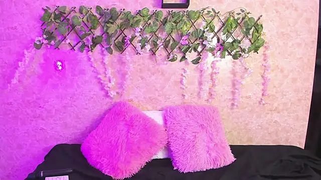 ImEmily444 online show from October 21, 2025, 3:28 am