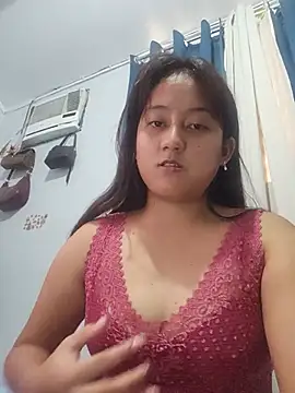 Snapshot of Sweet_baby21 chatting on August 10, 2026, 5:36 am Sweet baby21 online show from August 10, 2026, 5:36 am