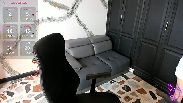 AphroditeSweet online show from September 10, 2025, 4:28 pm