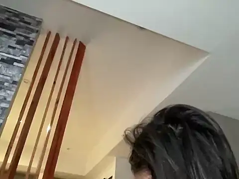 Snapshot of BellaMaserati chatting on October 7, 2025, 1:34 pm BellaMaserati online show from October 7, 2025, 1:34 pm