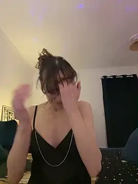 Snapshot of Chris06d22@xh chatting on March 21, 2026, 10:02 pm Chris06d22xh online show from March 21, 2026, 10:02 pm