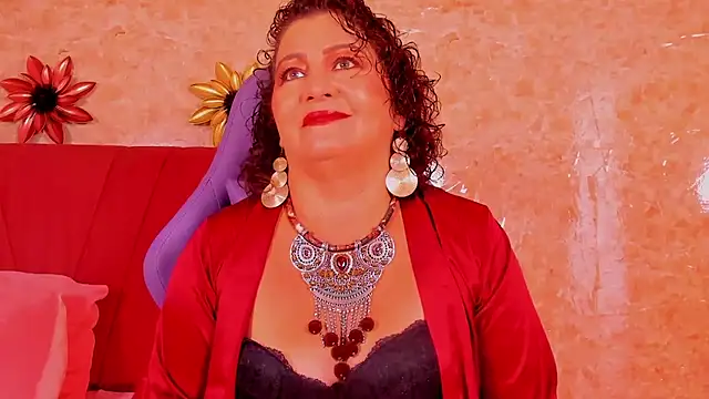 PalomaLombardi online show from December 16, 2025, 8:24 pm