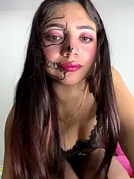 Snapshot of LisaGoddes chatting on October 30, 2025, 11:34 pm LisaGoddes online show from October 30, 2025, 11:34 pm