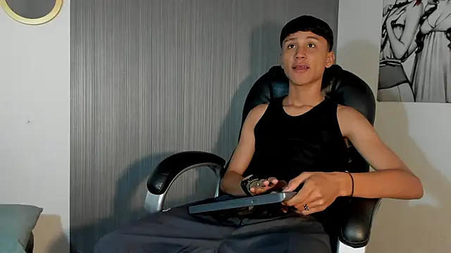 Daddy Darcks online show from November 2, 2025, 1:27 pm