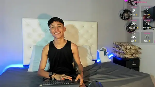 Daddy Darcks online show from November 15, 2025, 8:35 pm