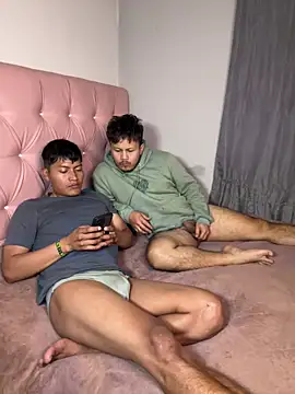 Snapshot of DADDYTTEDY1 chatting on March 12, 2026, 2:39 am DADDYTTEDY1 online show from March 12, 2026, 2:39 am