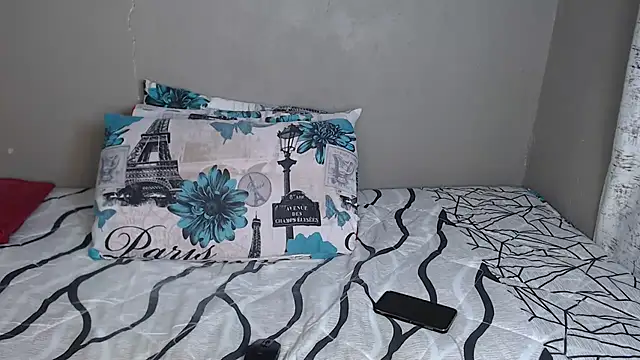 Lunalee online show from January 18, 2026, 12:36 am