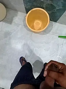 Snapshot of Desiandaj chatting on October 20, 2025, 2:02 am Desiandaj online show from October 20, 2025, 2:02 am