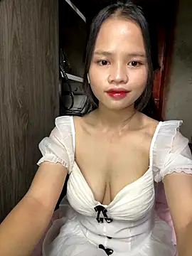 Snapshot of Hana-44 chatting on October 22, 2025, 1:27 am Hana-44 online show from October 22, 2025, 1:27 am