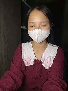 Snapshot of Hana-44 chatting on November 3, 2025, 6:11 pm Hana-44 online show from November 3, 2025, 6:11 pm