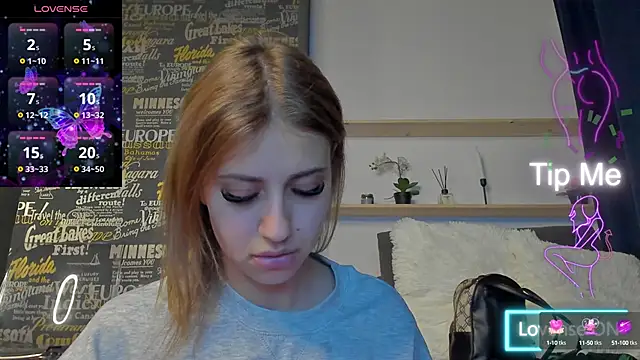 Snapshot of MaddieRay chatting on September 27, 2025, 7:20 pm MaddieRay online show from September 27, 2025, 7:20 pm